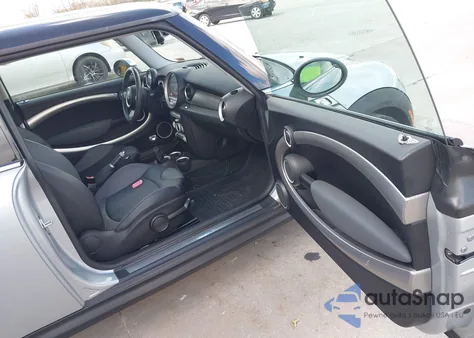 2007 Mini Cooper S from USA, damaged, VIN WMWMF73557TT81074